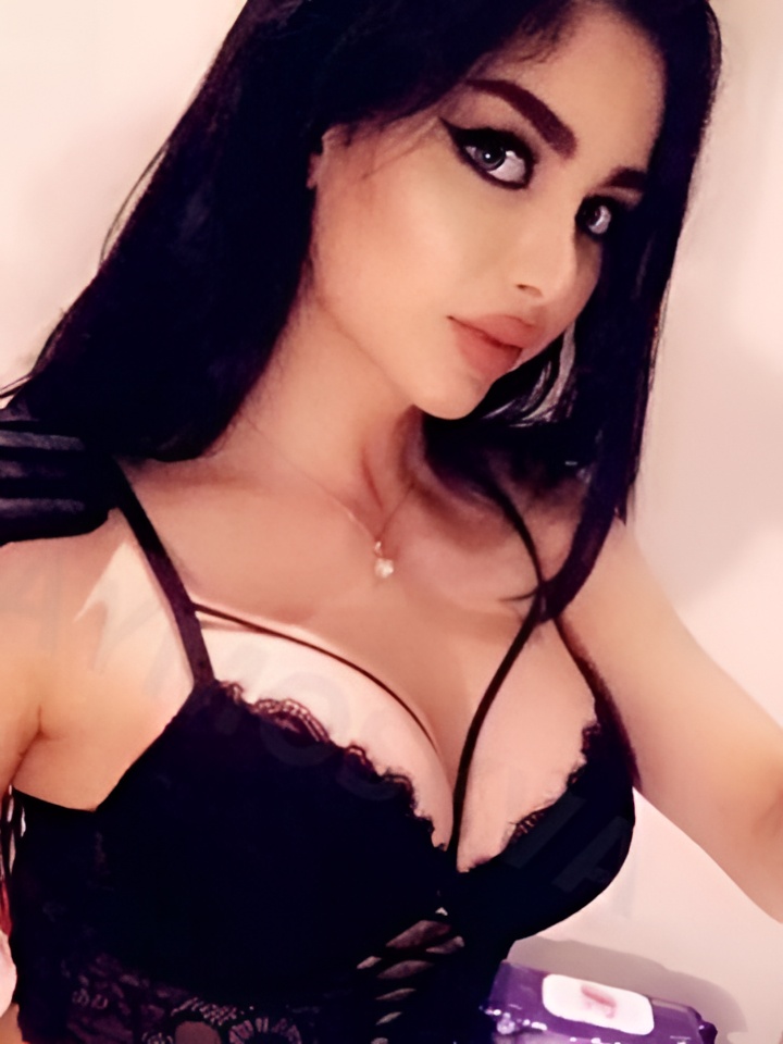 Роксана привлекальеная девушка из Тихвина цена от 5000 руб