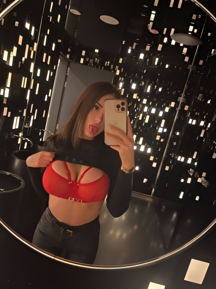 Снежана привлекальеная девушка из Тихвина цена от 2500 руб