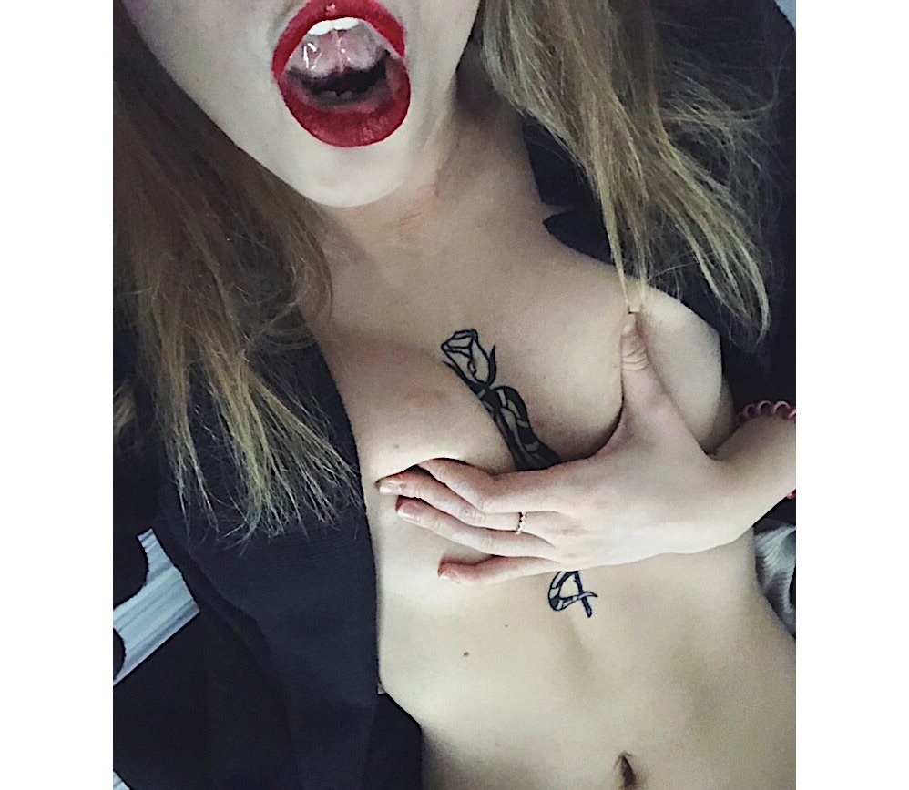 Катя привлекальеная девушка из Тихвина цена от 3000 руб