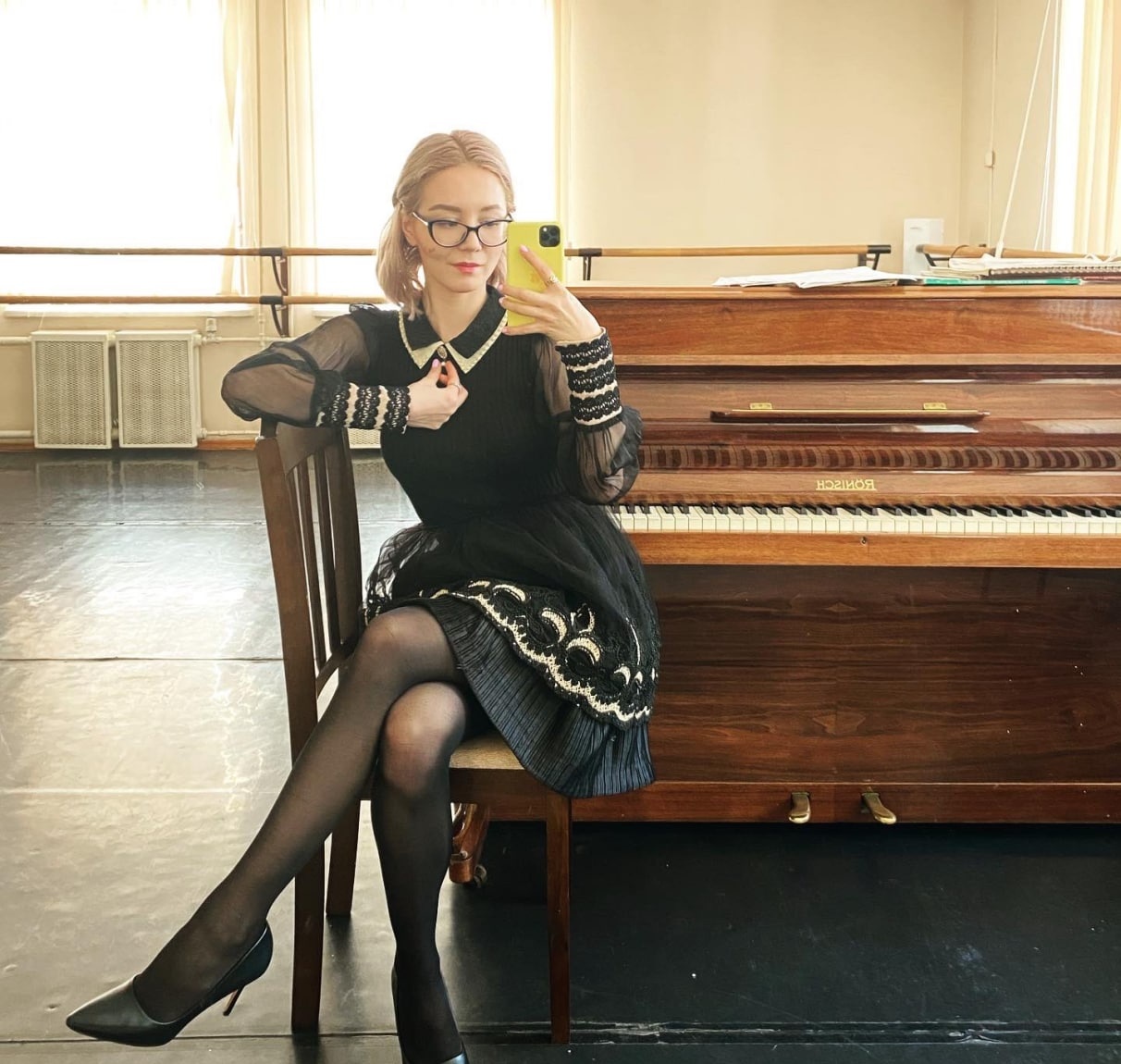 Яна привлекальеная девушка из Тихвина цена от 5000 руб