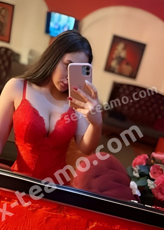 Элина привлекательная девушка из Тихвина цена от 2000 руб