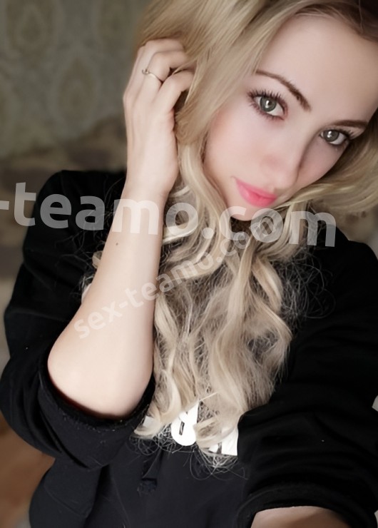 Оксана привлекательная девушка из Тихвина цена от 4000 руб