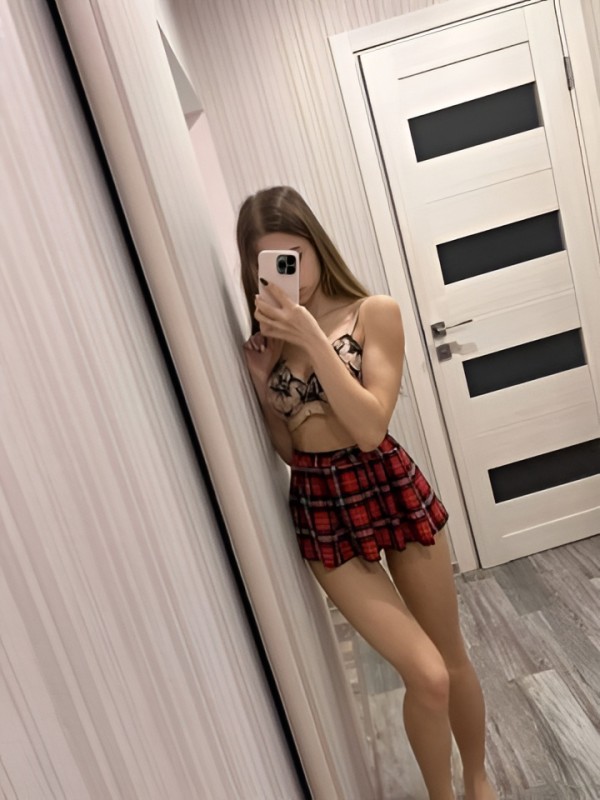 Алла привлекательная девушка из Тихвина цена от 5000 руб