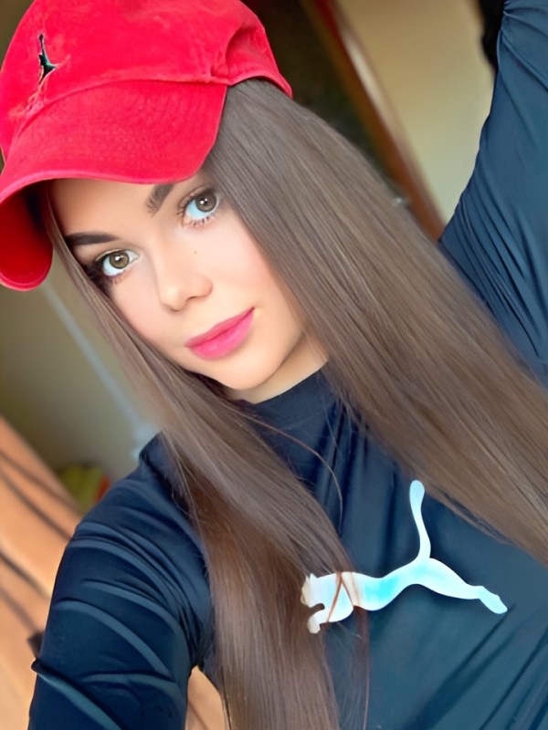 Дарья привлекательная девушка из Тихвина цена от 2000 руб