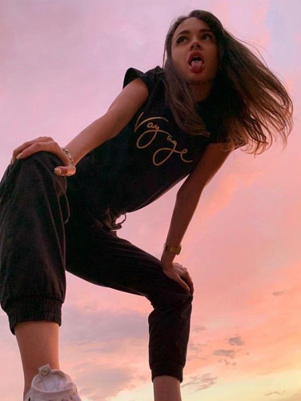 🎥 Жанна привлекательная девушка из Тихвина цена от 5000 руб