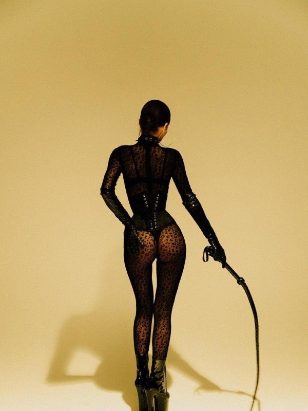 Людмила привлекательная девушка из Тихвина цена от 5000 руб